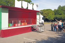 Le camion-musée  MuMo x Centre Pompidou fait étape à Plaisir