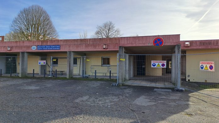 Trappes - La Maison des familles en pleine rénovation | La Gazette de ...