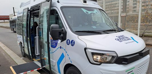 Les navettes autonomes reviennent à plus grande échelle à SQY